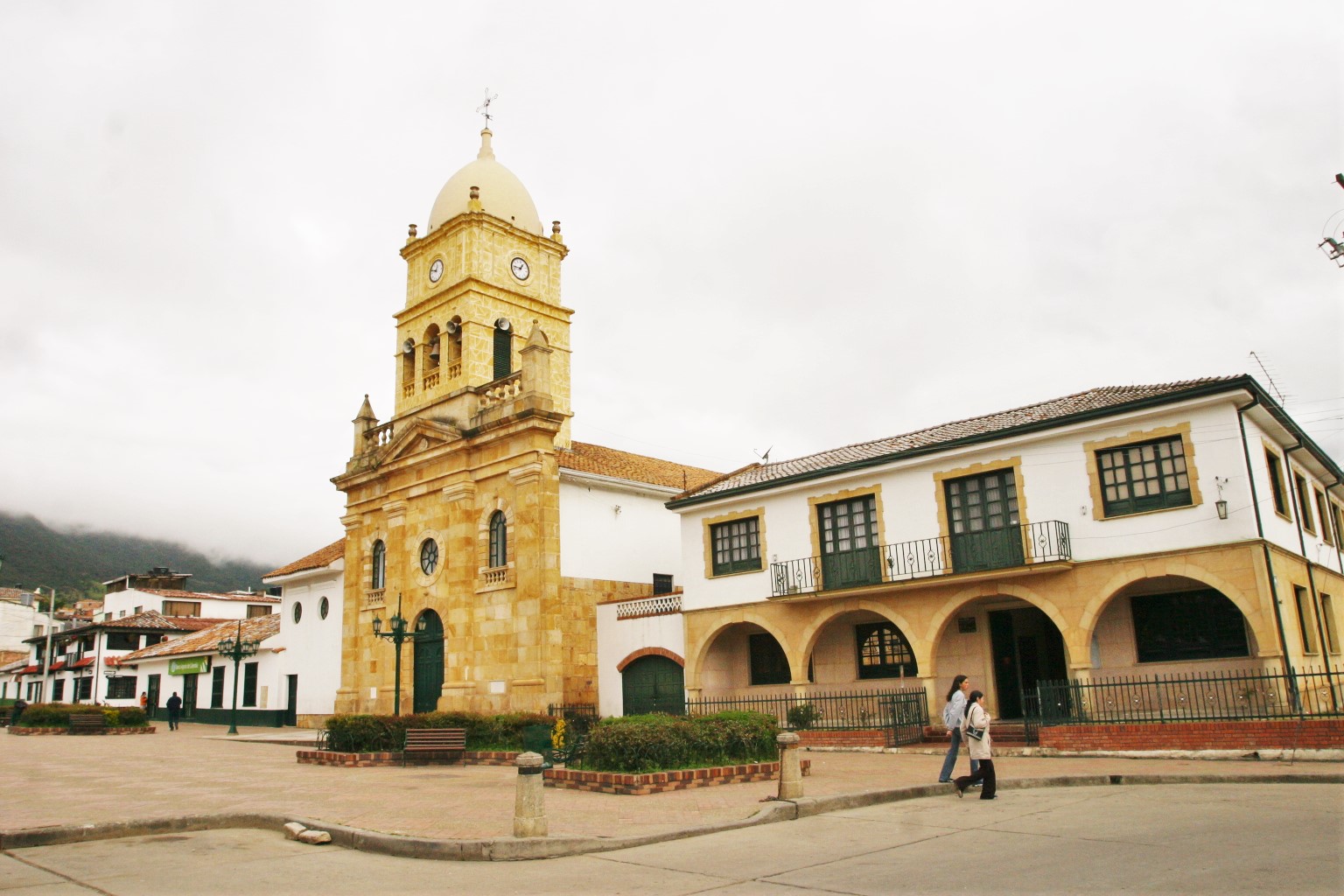 19 personas afectadas y una fallecida a causa de intoxicación por fungicida en el municipio de La Calera