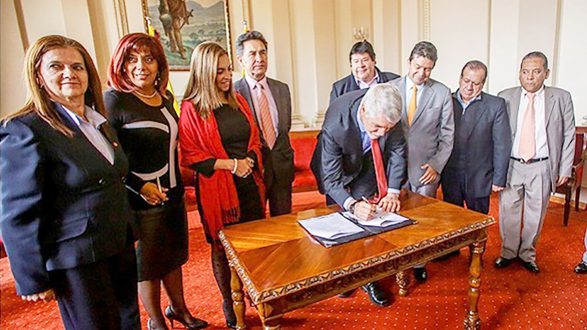 Alcaldia de Bogota y sindicatos