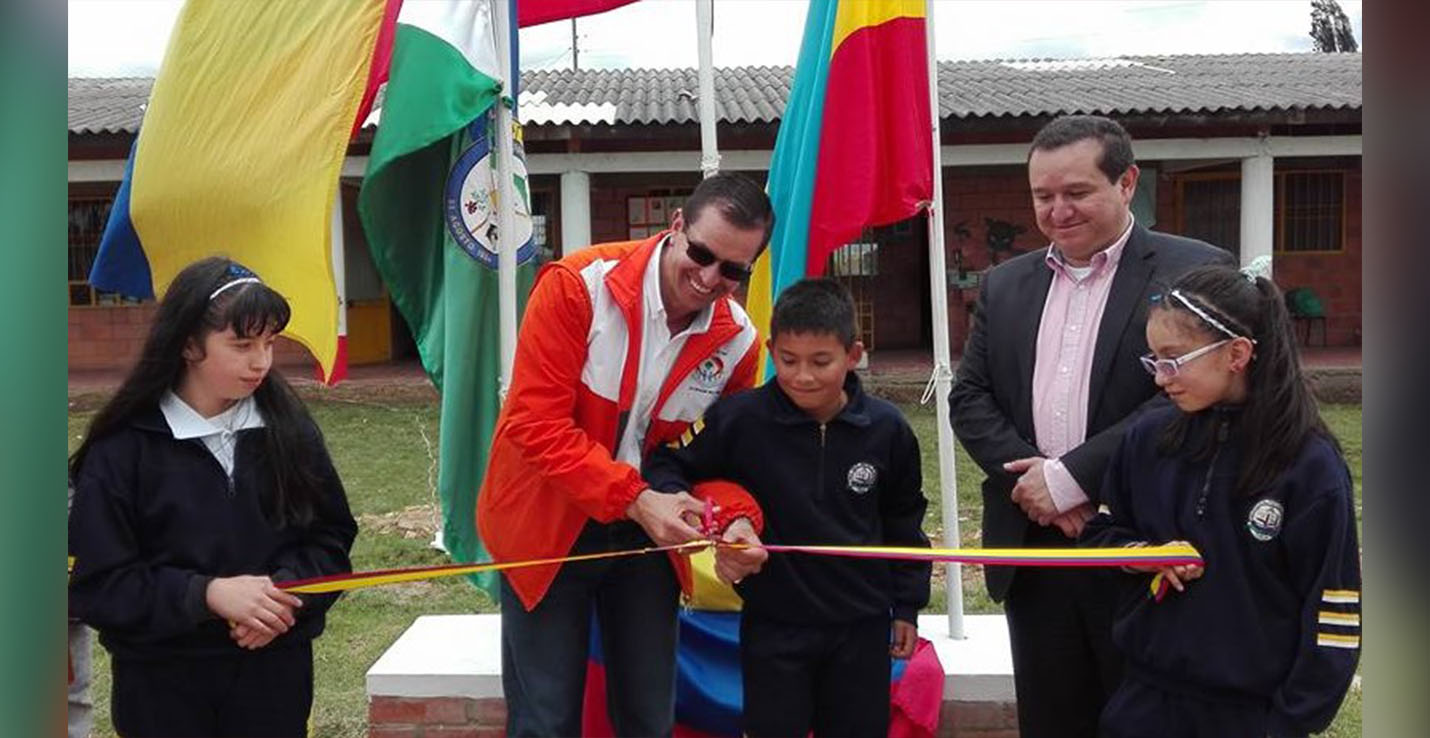 Cootrapeldar entregó en la IED El Altico n gran escenario recreativo y deportivo