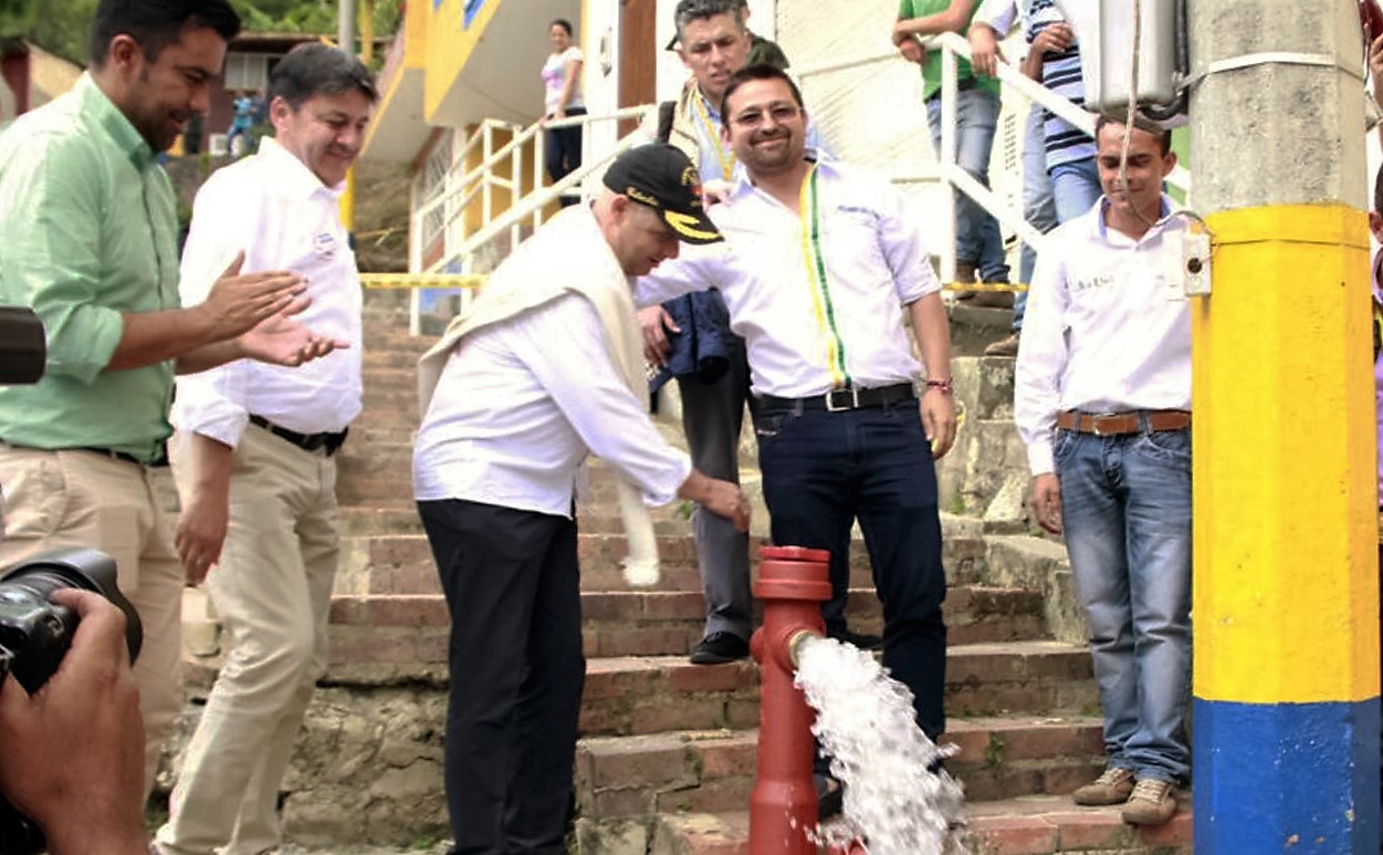 El municipio de La Peña cuenta ya con el servicio de agua potable