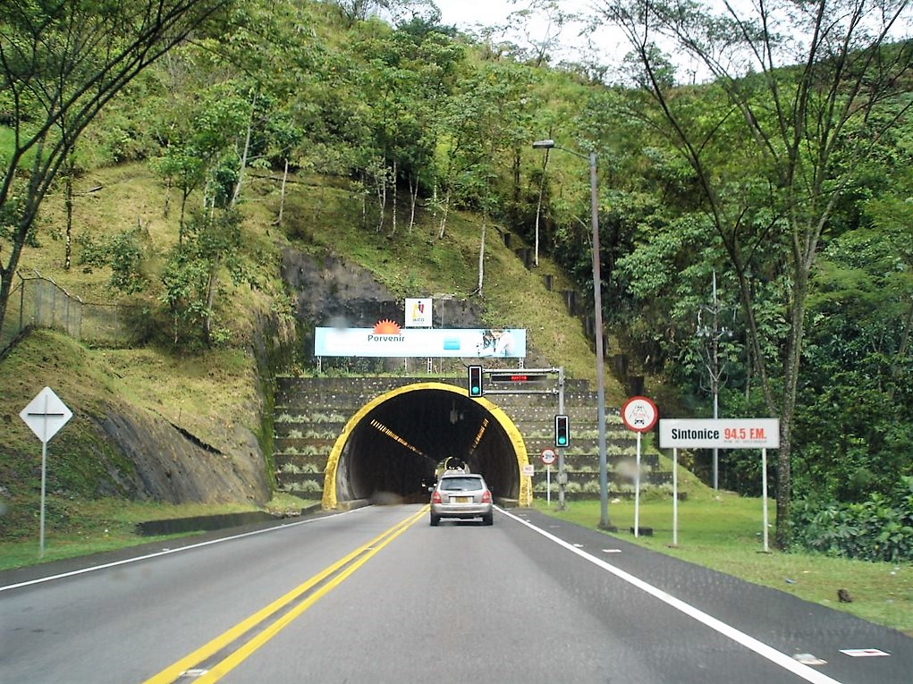 Inician pruebas de movilidad en los nuevos túneles en la vía Bogotá Villavicencio