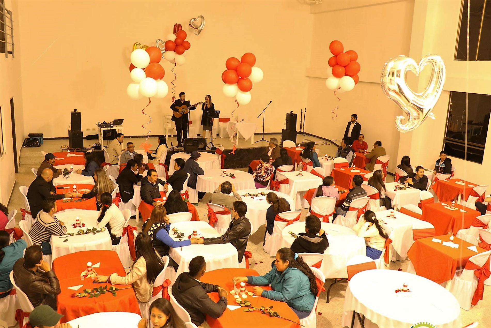 Renovando compromisos matrimoniales y fortaleciendo familias
