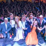 Como en un maravilloso cuento de hadas 101 quinceañeras vivieron un sueño hecho realidad