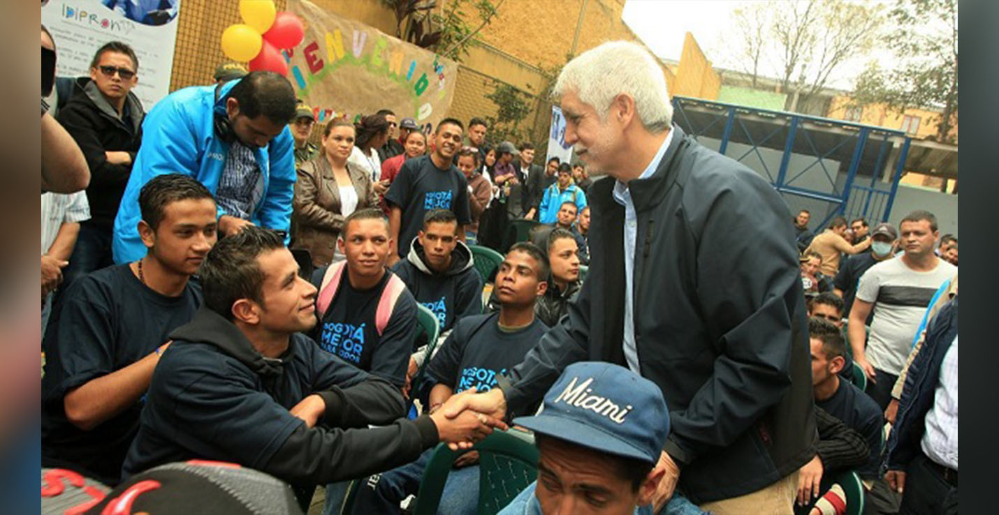 550 exhabitantes de calle del Bronx construyen su proyecto de vida2