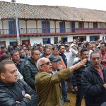 Taxistas realizaron protestas pacíficas frente a la alcaldía en contra de motocarros en Zipaquirá 1