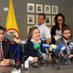 737.717 es el salario minimo para este 2017 fue incrementado en el 7