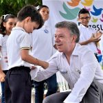 En el colegio de los más pilos de Cundinamarca Cajicá Presidente Santos y Ministra de Educación darán oficialmente inicio al año escolar