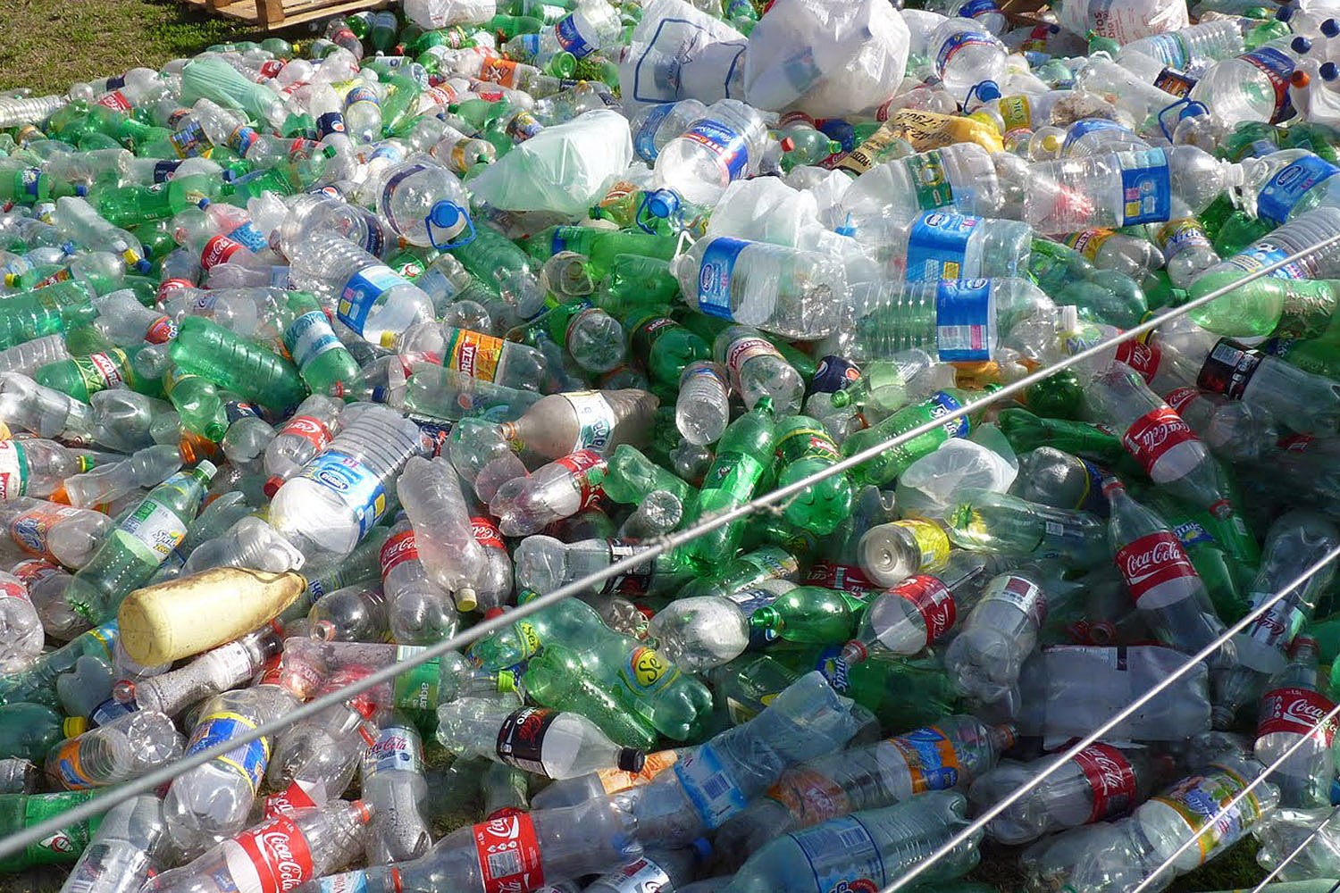 Primer contenedor para la recolección de residuos plásticos fue instalado en Ubaté