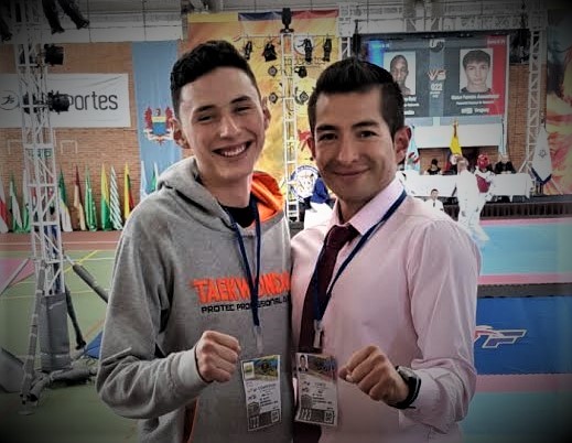 Carlos Feliciano medalla de bronce en open internacional de taekwondo 2