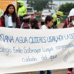 Con comparsas desfile y generando conciencia