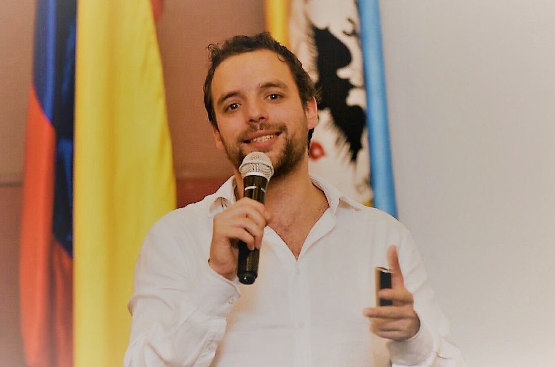 Mayor participacion de los jovenes en la Politica piden los cundinamarqueses1