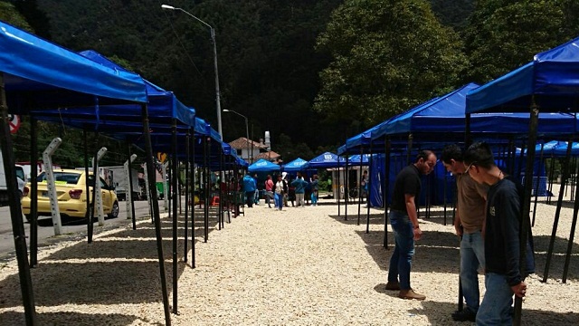 Se reubican los vendedores informales del acceso a Monserrate