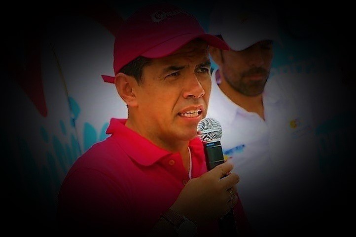 Contralor de Cundinamarca retiró del muro de la transparencia tres huellas de alcaldes