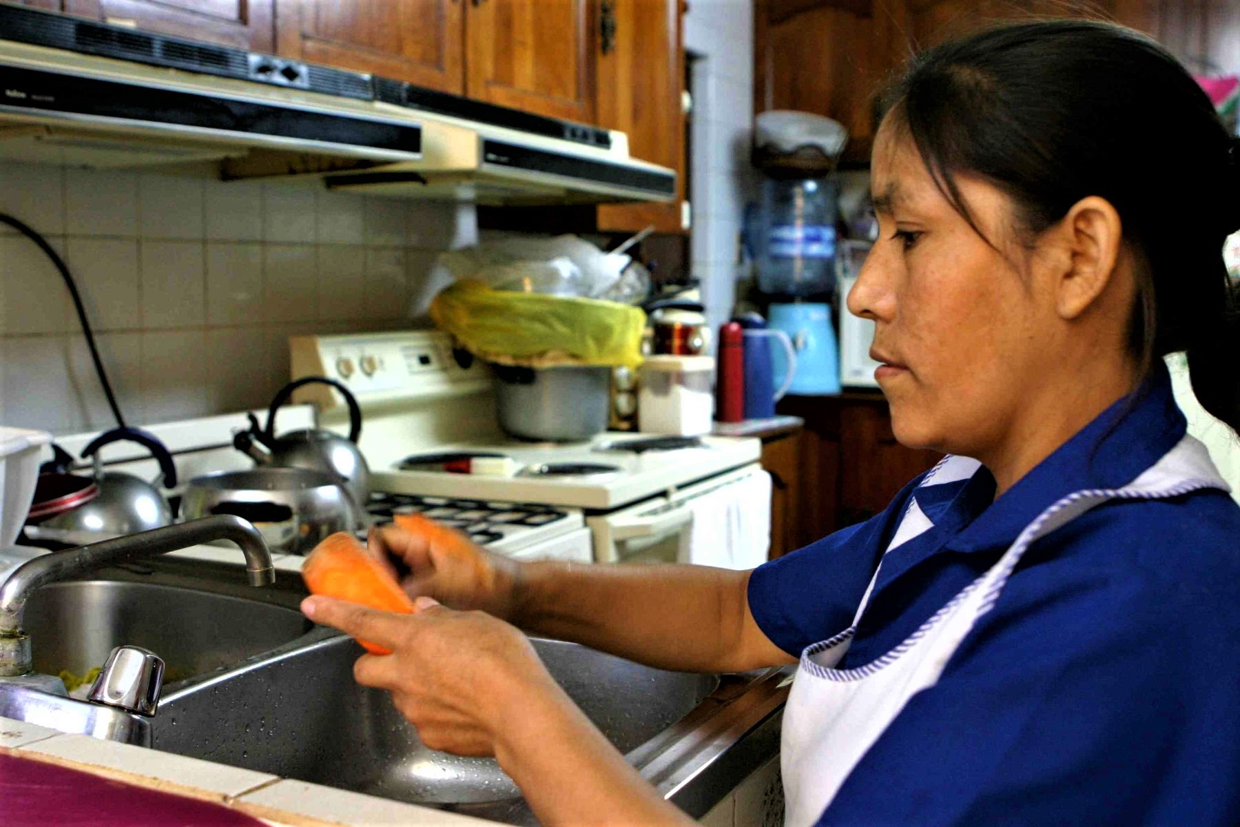 Empleadores deberán pagar prima a trabajadores domésticos antes del 30 de junio