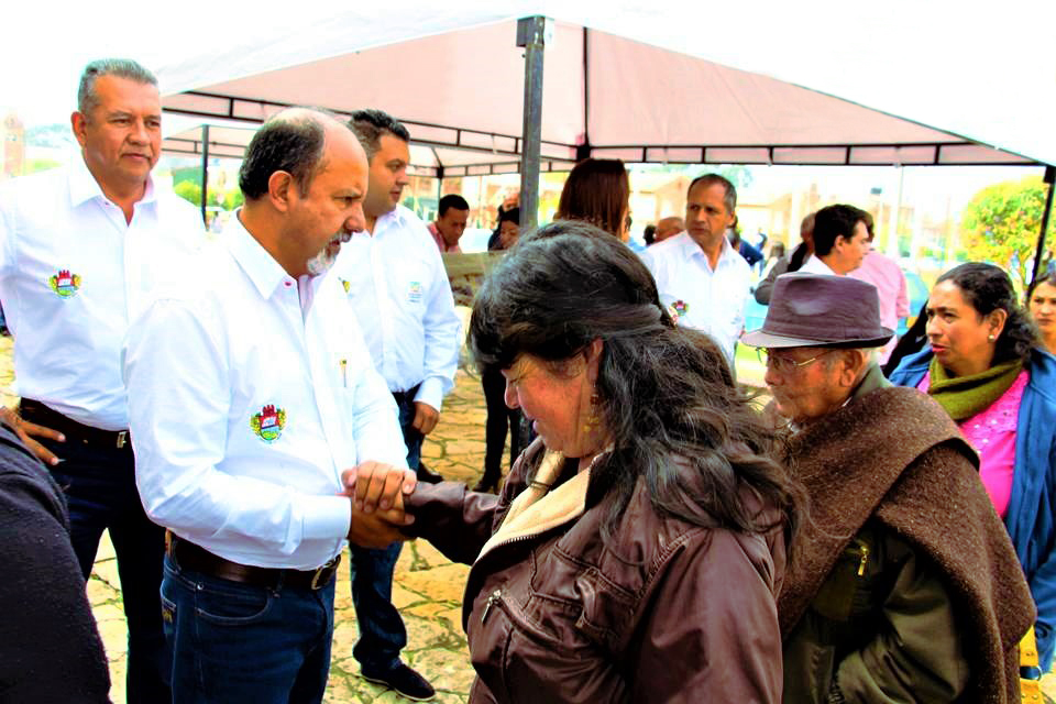 Propietarios de Alcolpaviz en Zipaquira se reuniran manana con el alcalde 1