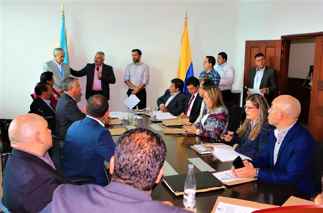 Más de 514 millones gestionó Orlando Díaz Canasto ante para Vivienda Rural en Cajicá