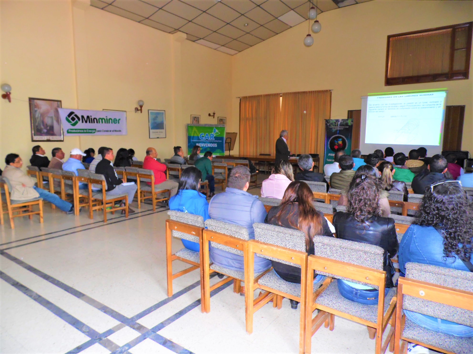 Mineros presentan experiencias exitosas de Producción Más Limpia