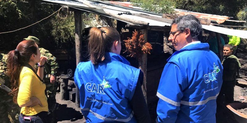 En operativo de mineria ilegal en Suesca fueron detenidas cinco personas
