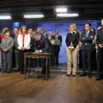 Presidente firmó decreto que mejora condiciones salariales a trabajadores del Sena