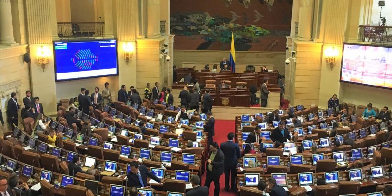 Reforma politica rellenos sanitarios y sistema de regalias los temas centrales en la Camara