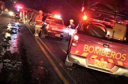 Si Bomberos no pagan peaje no hubieran podido llegar al sitio del accidente