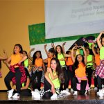 Ninos se gozaron el dia de la Danza Infantil