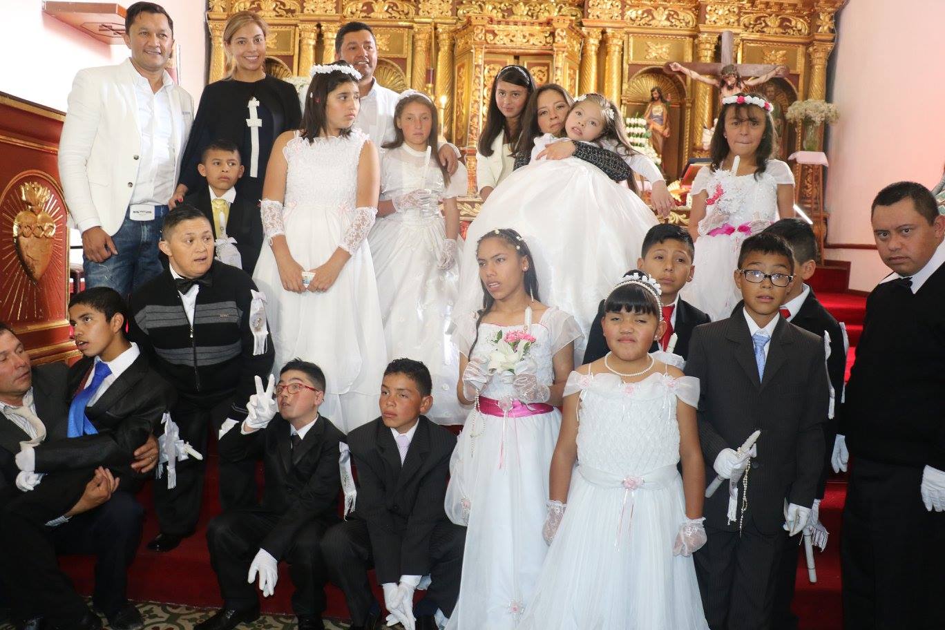 Niños en condición de discapacidad hicieron su primera comunión
