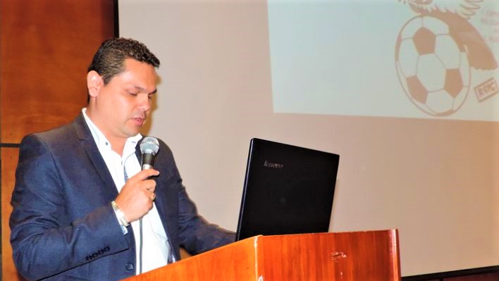 Alejandro Linares presento a Medios de Comunicacion su aspiracion a la Camara