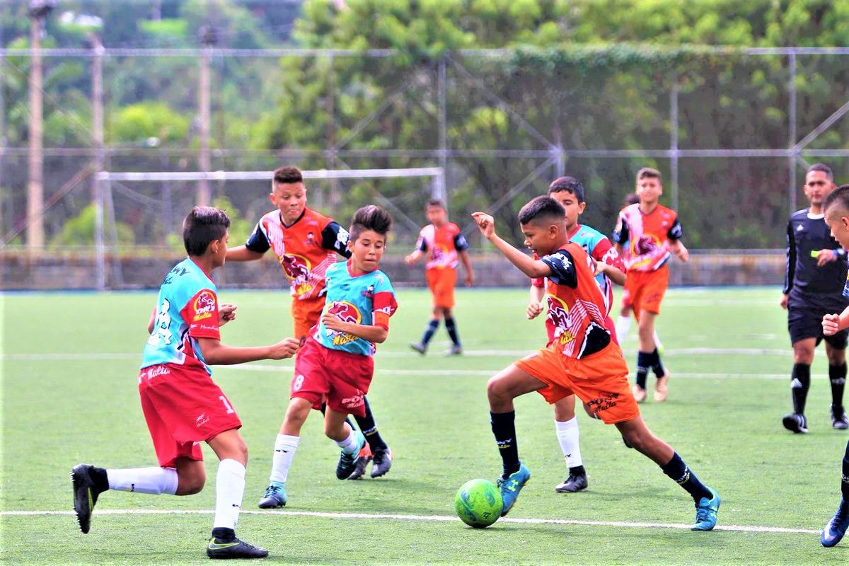Mas de 5.000 ninos del pais participaran en la Copa Pony Futbol 2018