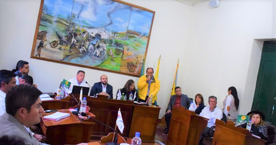 Alcalde de Tenjo presento informe de gestion ante el Concejo