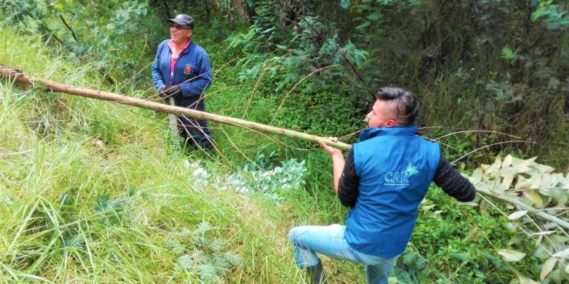 En Cucunuba evitan desbordamientos con la limpieza de Quebrada San Isidro