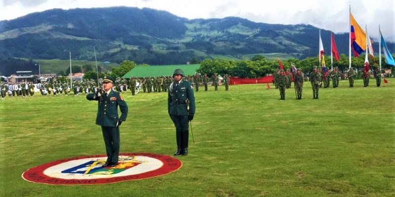 Cambio de mando en el Batallon de Infanteria Miguel Antonio Caro en Cundinamarca