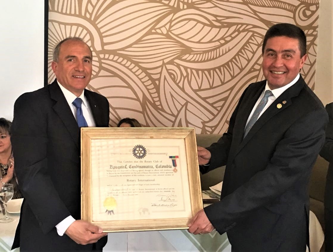 Omar Orlando Pinzon Ramirez asumio la Presidencia del Club Rotario de Zipaquira