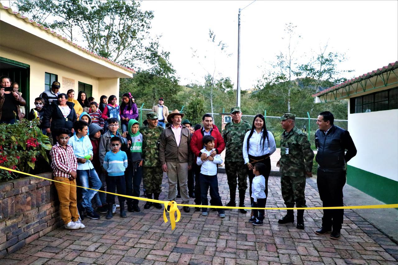 Brigada 13 entrega modernas