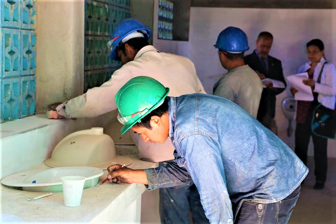 Personeria de Zipaquira verifica cumplimiento en la obra del colegio la Salle