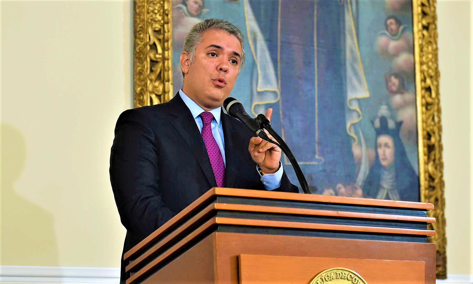 Presidente Duque firmo decreto que ordena incautar la dosis minima en el pais