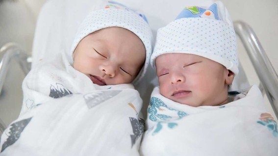 Cientifico chino Jiankiu hace posible el nacimiento de dos bebes inmunes al Sida