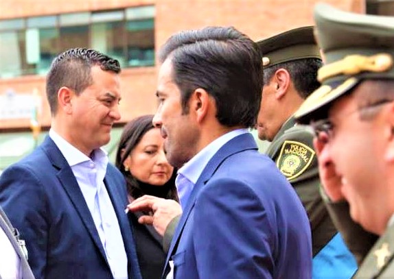 Gobernacion de Cundinamarca condecoro al alcalde de Sopo