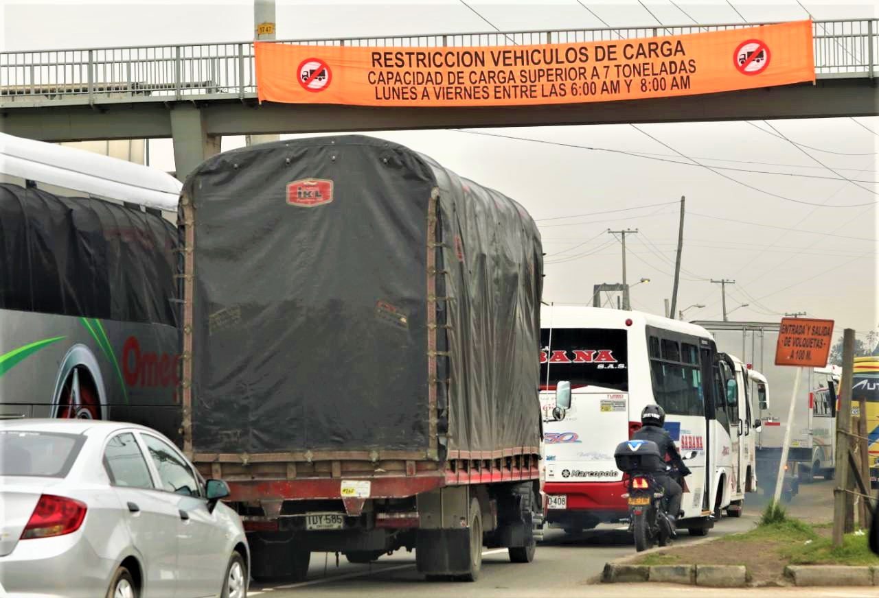 Restriccion de carga por la calle 13 beneficia a municipios del occidente cundinamarques