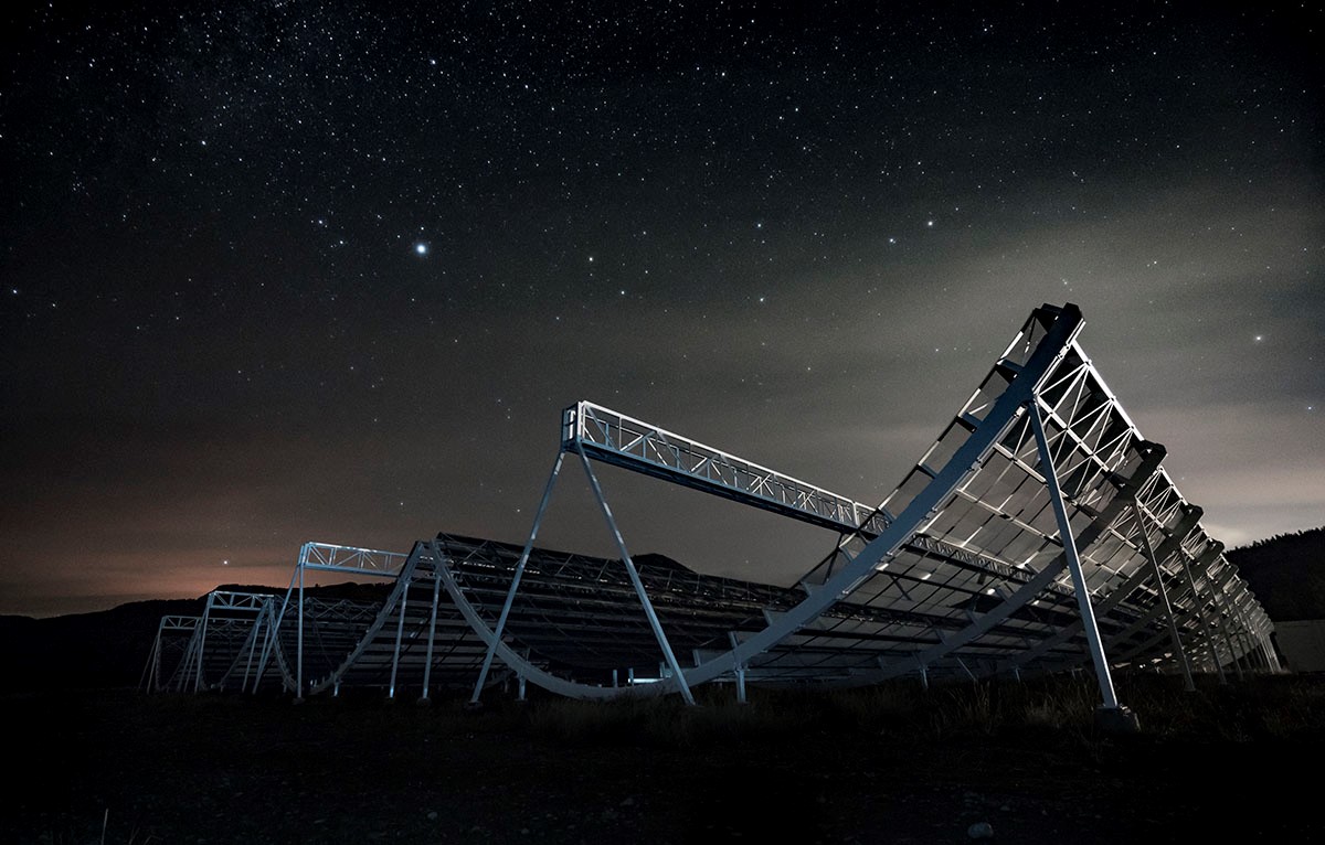 Detectan senales de radio provenientes de una galaxia lejana
