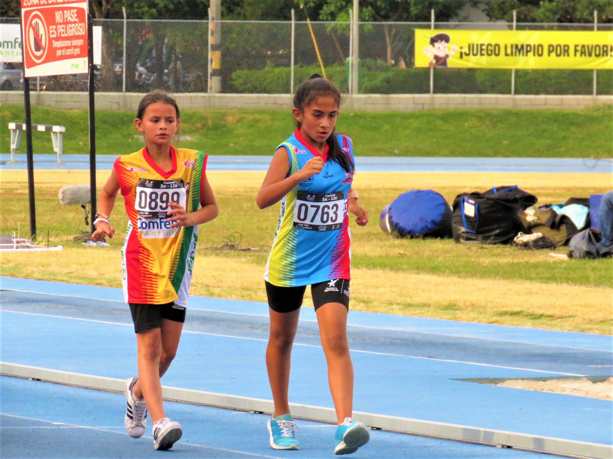 Marcha salto largo y hexathlon primeras medallas para chia en 2019 1