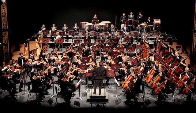 Orquesta sinfonica de Colombia se presentara en diferentes centros comerciales de Bogota