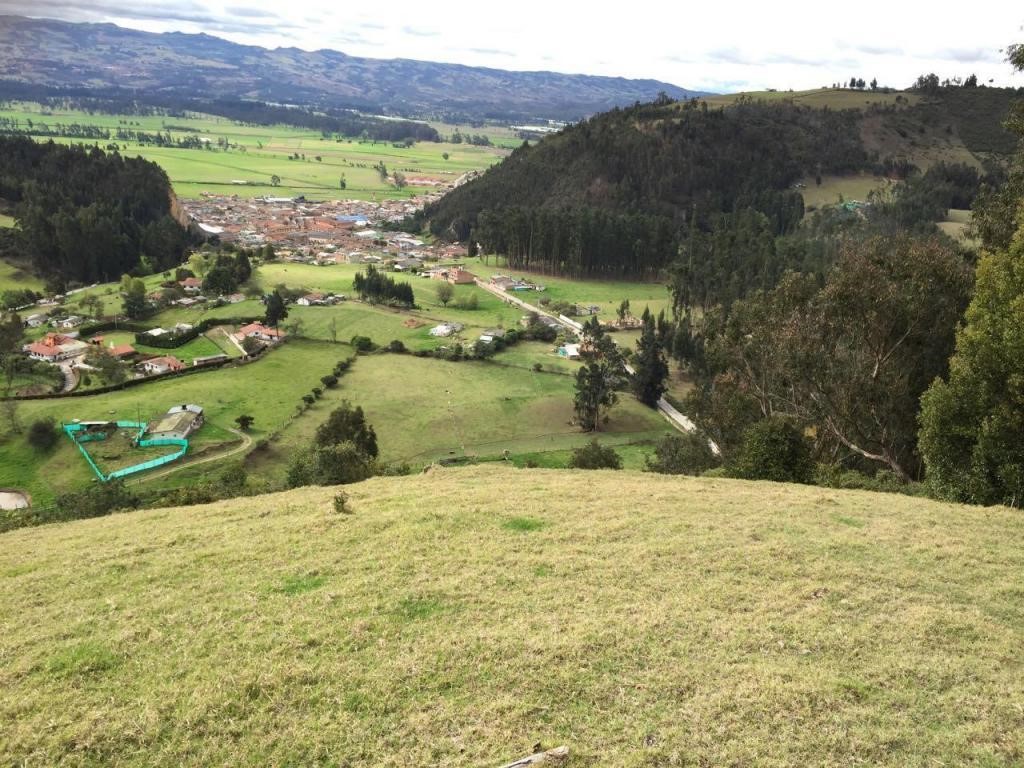 El Alcalde Renzo Sanchez Sabio se reunio los habitantes de las veredas Cerro Verde y Patio Bonito de Nemocon