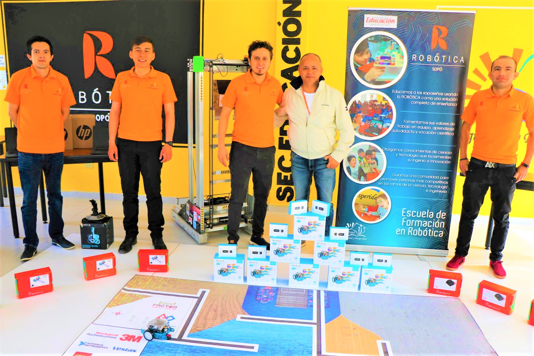 Nueva dotacion para la Escuela de Formacion en Robotica