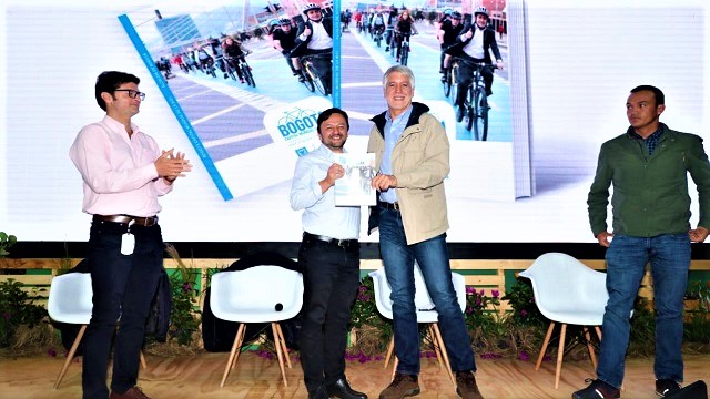 Bogota Capital Mundial de la Bici Una Vision de Ciudad