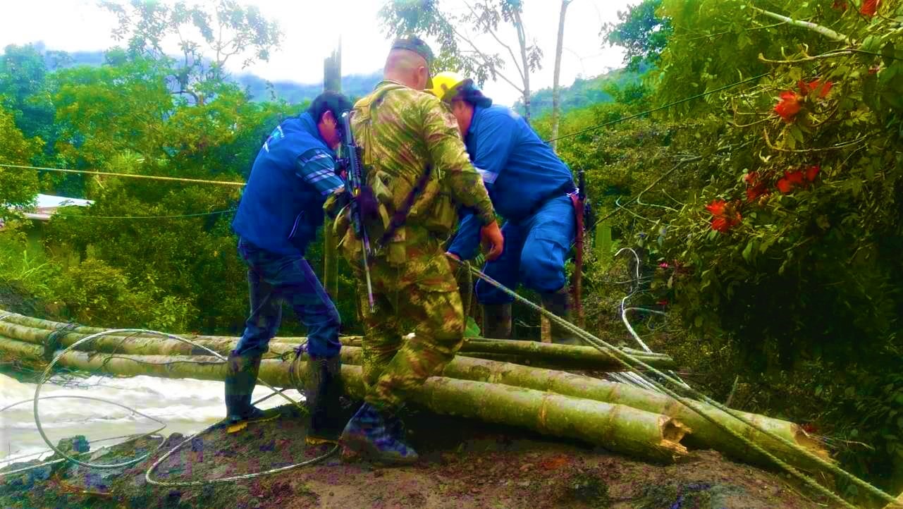 Ejercito Nacional atiende labores para mitigar emergencia invernal en La Palma1