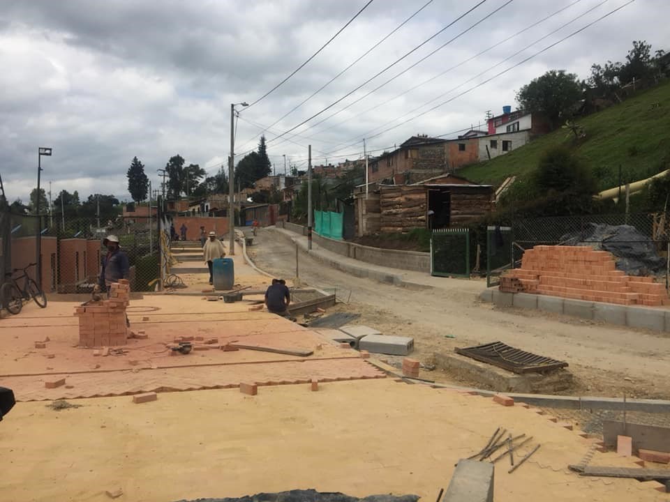 obras en la vereda churuguaco Tenjo