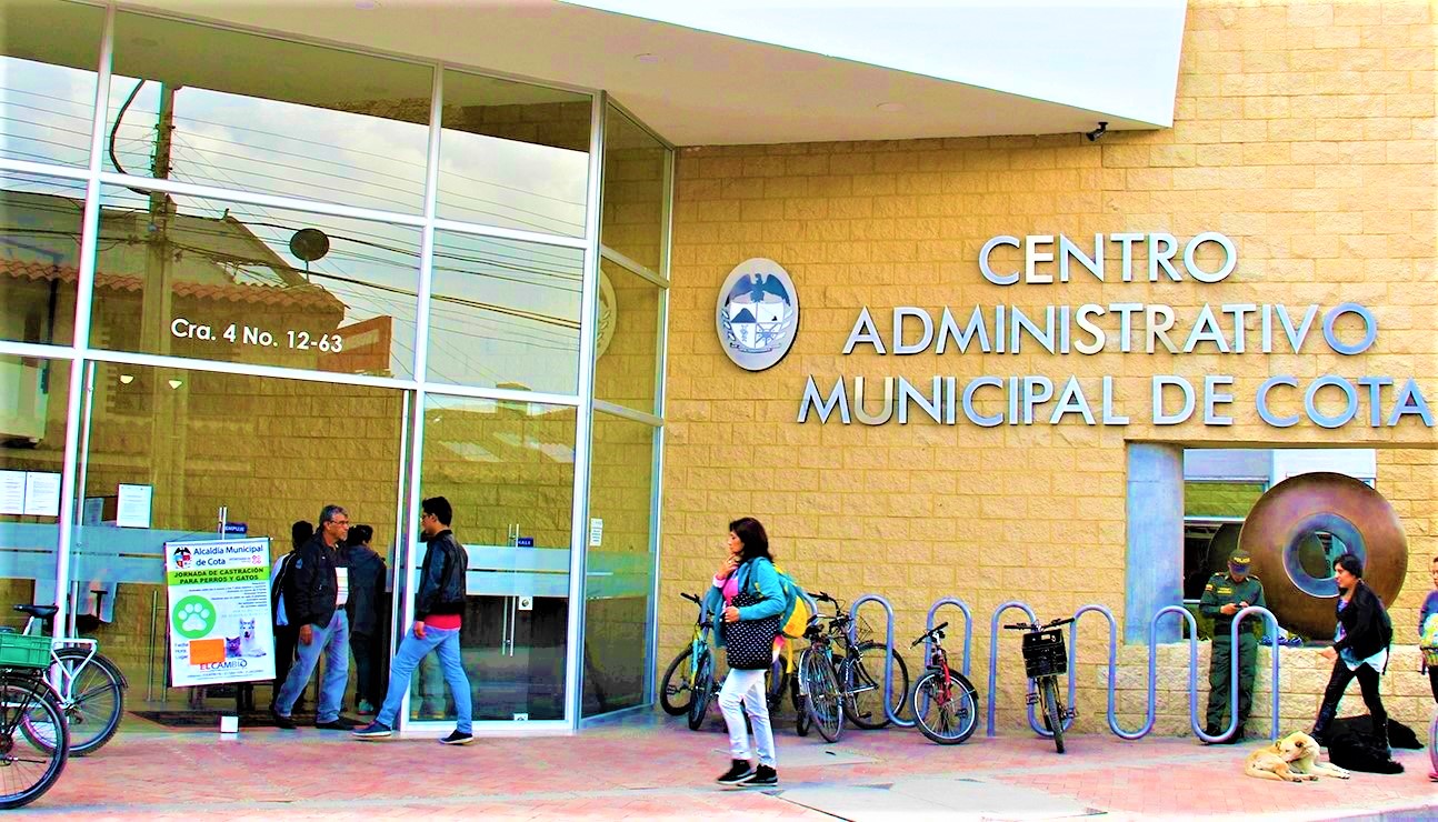 Firmado convenio de cooperacion para Nuevo Hospital de Cota4
