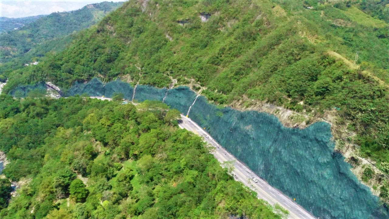 Lista obras de estabilizacion del km 60 en la via Bogota Villeta