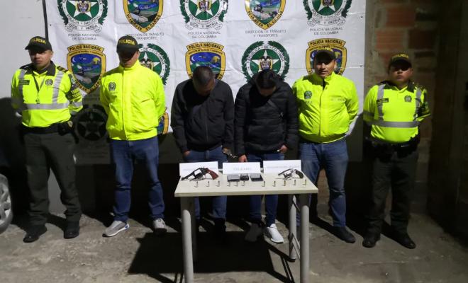 Capturadas dos personas dedicadas al hurto de vehiculos de carga en Cundinamarca